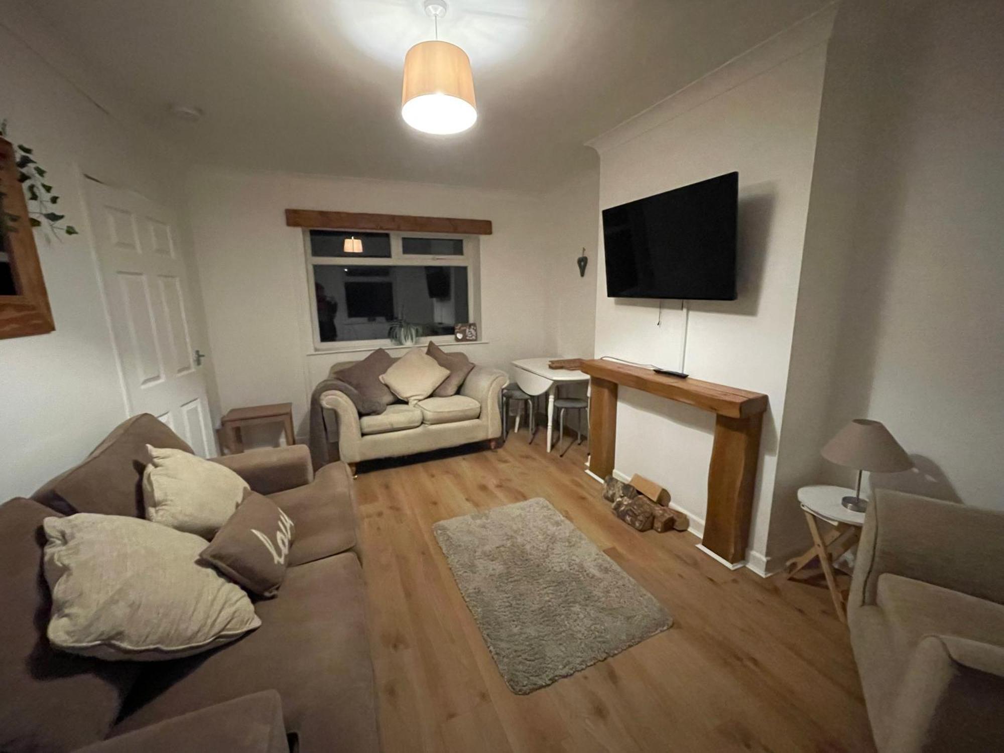 Afan Valley Home - Contractor Accommodation Port Talbot Buitenkant foto